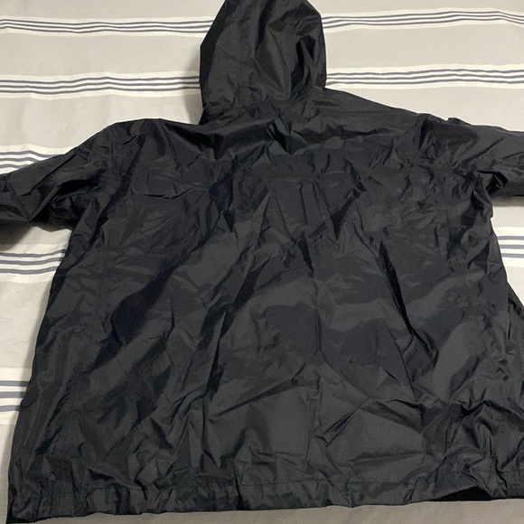 Men’s Columbia rain jacket - Picture 6 of 9